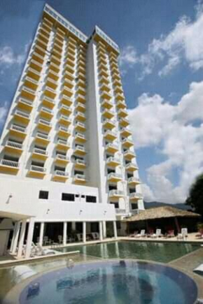 CONDOMINIO TWIN TOWERS